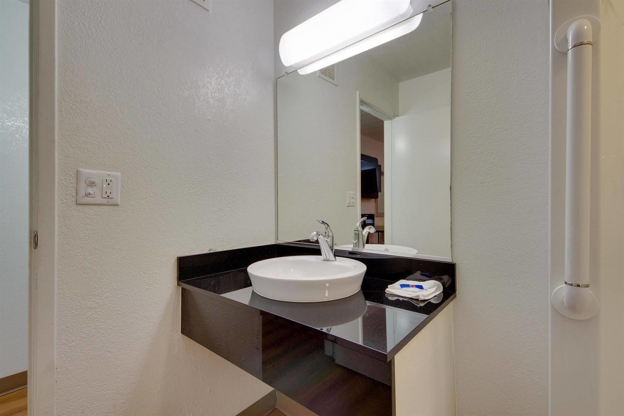 Avera Suites มัสโคกี ภายนอก รูปภาพ