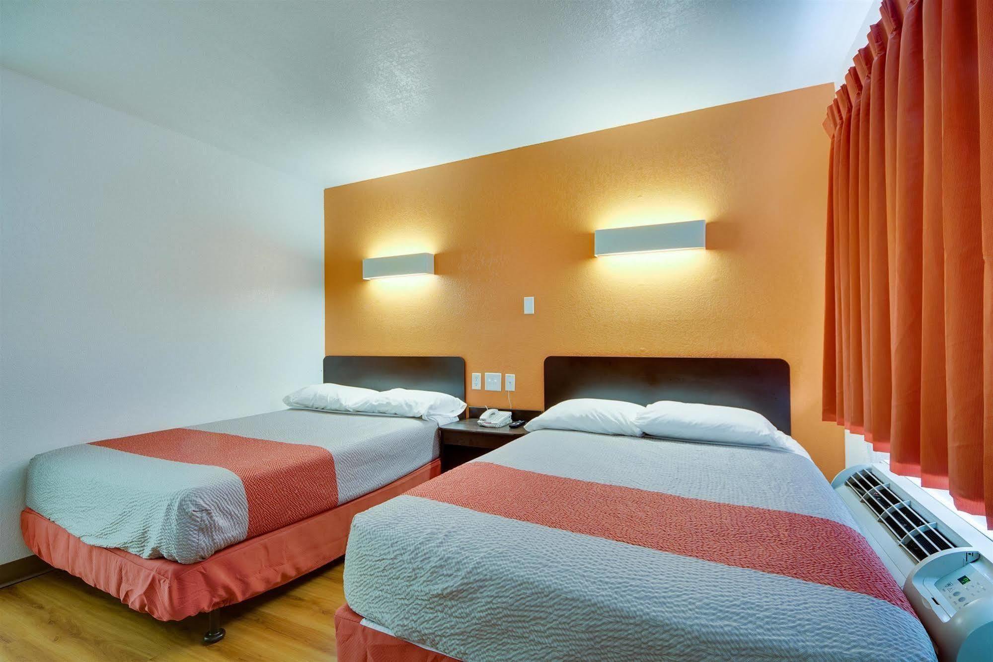 Avera Suites มัสโคกี ภายนอก รูปภาพ